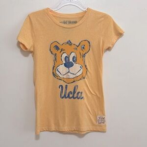UCLA - Yellow T-Shirt Bruins Logo Bear Face on Front